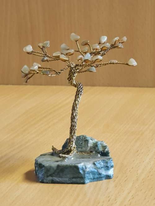 Gemstone Tree - height 8cm width 6cm