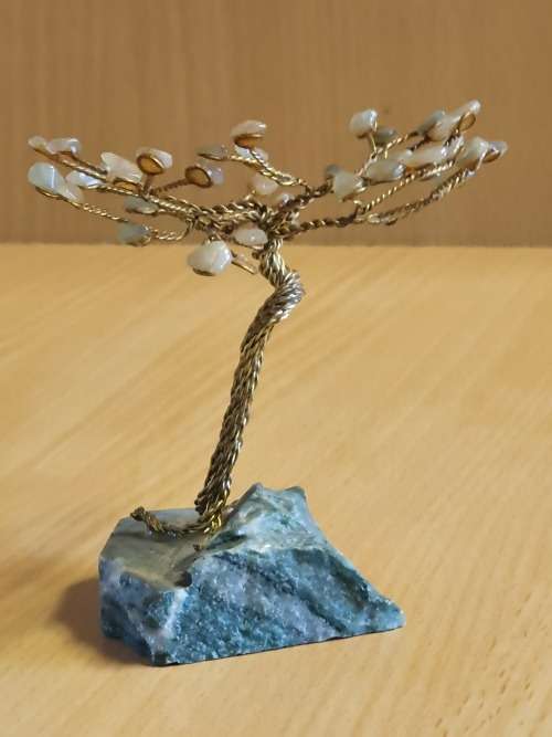 Gemstone Tree - height 8cm width 6cm