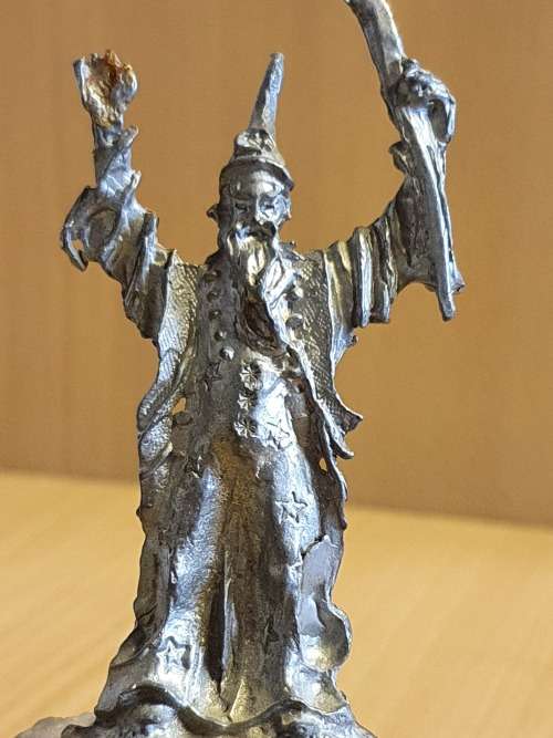 Wizard Figurine - height 12 width 7cm