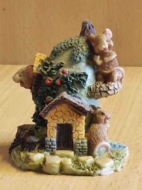 Small House Figurine - height 7cm width 6cm