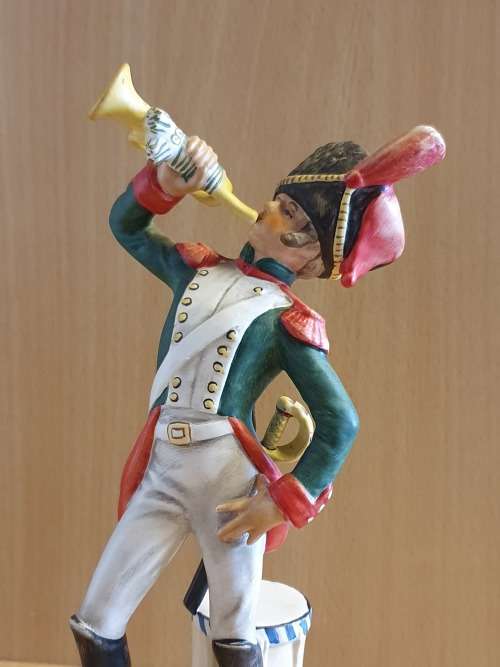 W. Goebel Goebel Cuirassier 1812  Soldier Figurine (Made in Germany)