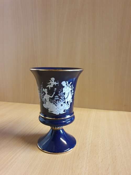 Vintage Cobalt  Blue Vase - Made in Italy (height 13cm. width 8cm)