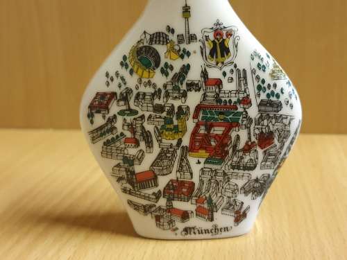Vintage Munich Escorial A. Riemer Schmid Escorial Grün Bottle (12cm x 8cm)