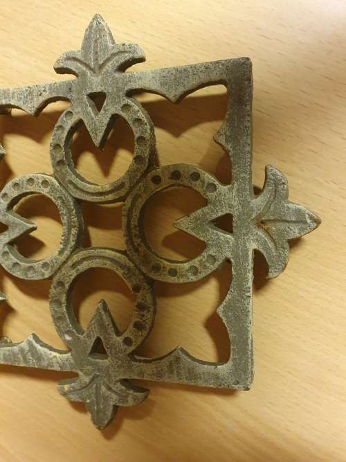 Cast Iron Trivet Pot Stand