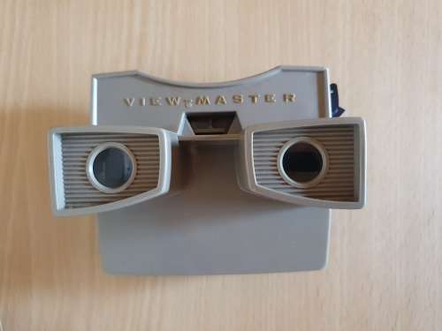 Gaf View-Master with 13 reels