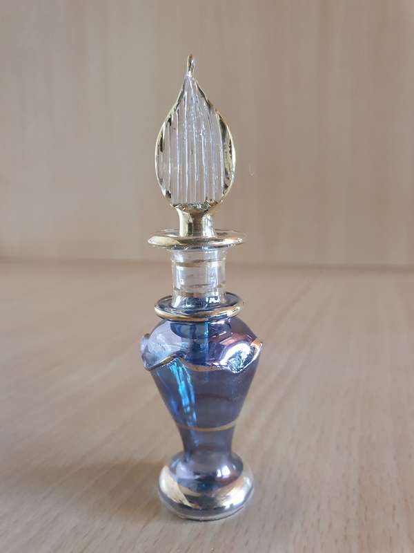 Miniature Glass Perfume Bottles - height 5cm width 3cm