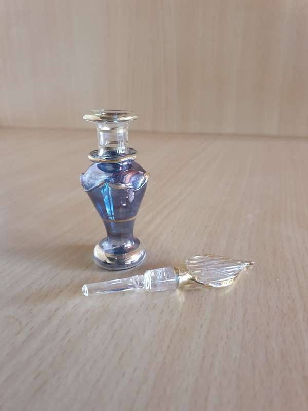 Miniature Glass Perfume Bottles - height 5cm width 3cm