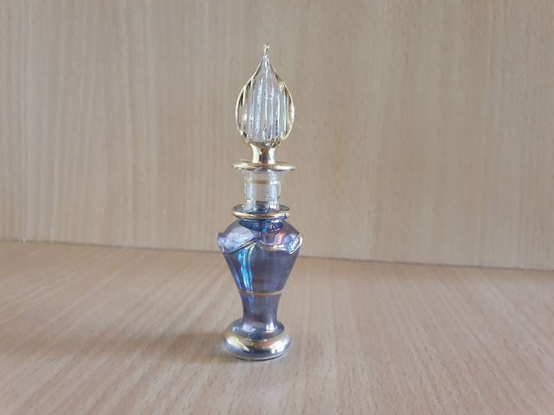 Miniature Glass Perfume Bottles - height 5cm width 3cm
