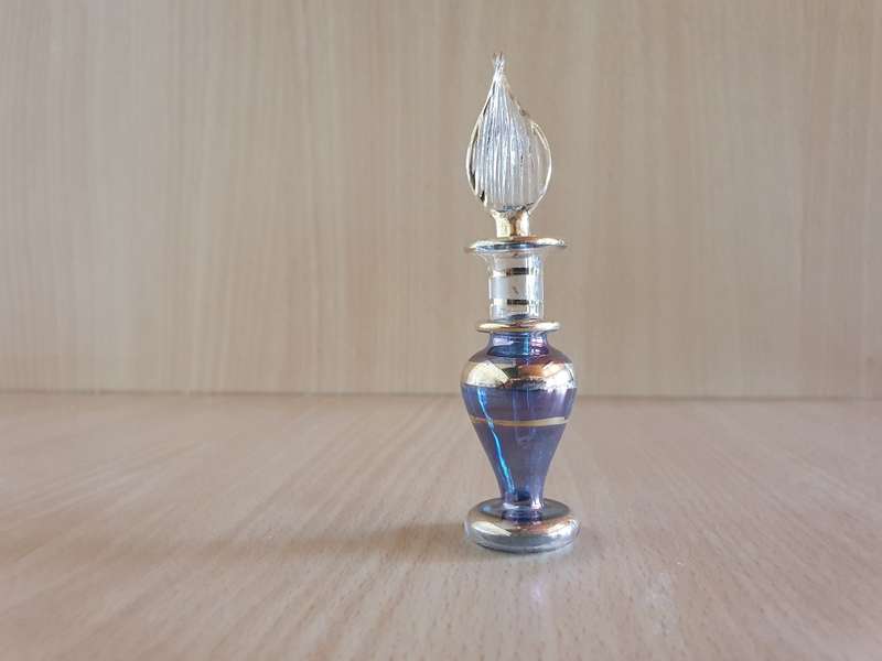 Miniature Glass Perfume Bottles - height 5cm width 3cm