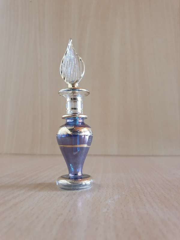 Miniature Glass Perfume Bottles - height 5cm width 3cm