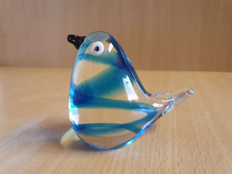 Glass Blue Bird Figurine/Paperweight