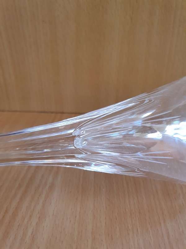 Set of 2 Crystal Glasses - height 24cm width 9cm