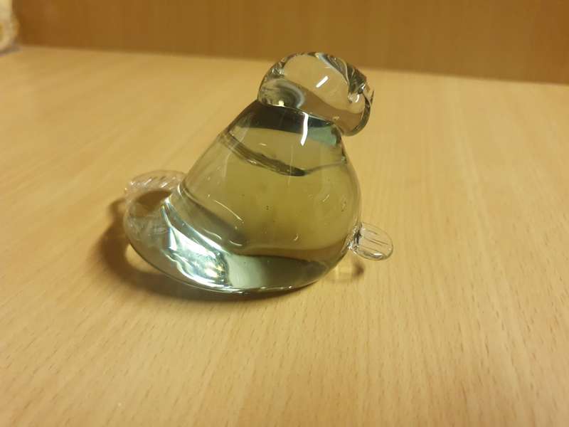 Glass Seal Figurine (height 7cm width 10cm depth 6cm)
