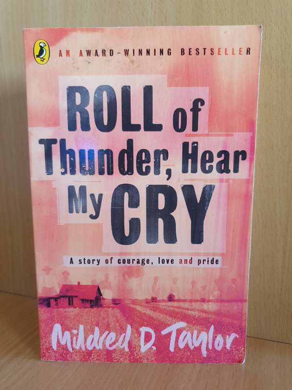 Roll of Thunder, Hear My Cry: Mildred D. Taylor (Paperback)