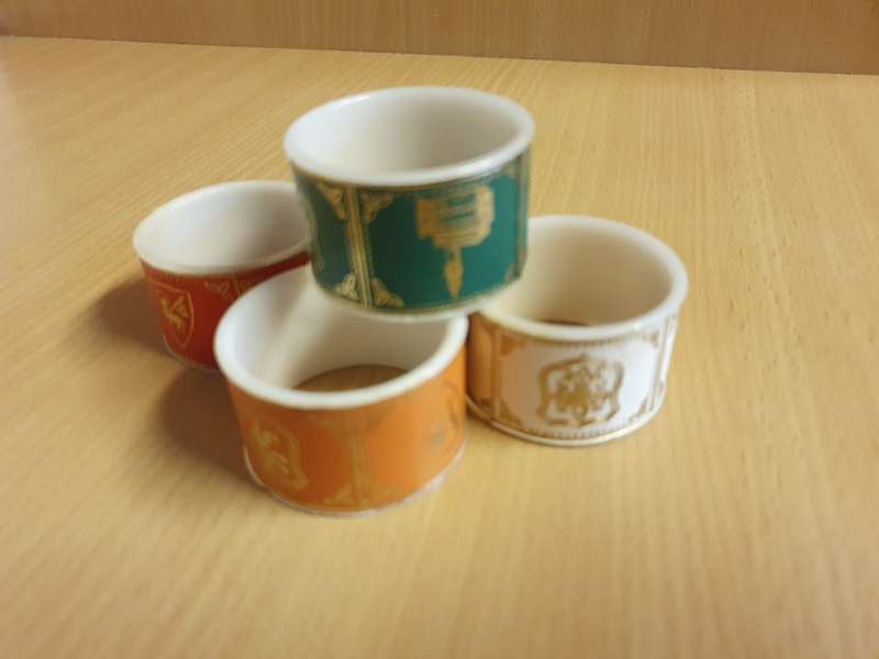 Set of 6 Plastic Napkin Rings