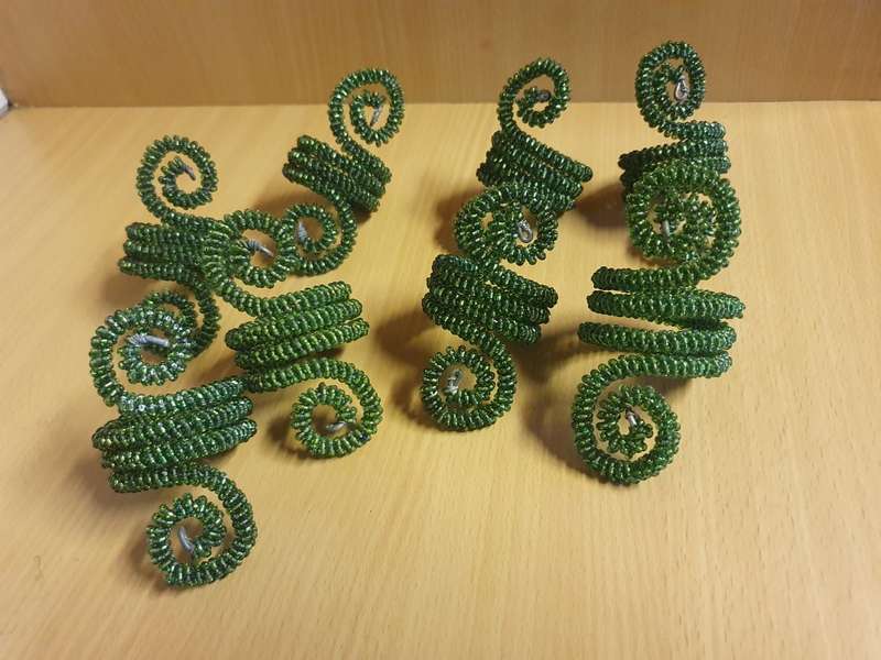 Set of 8 Green Napkin Rings