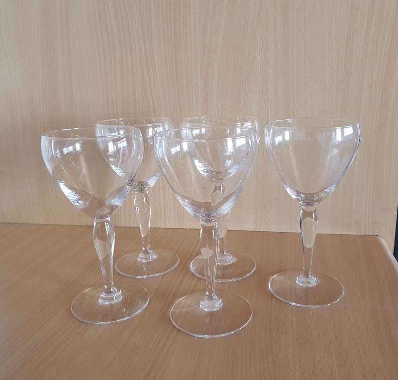 Lot of 40 Assorted Wine Glasses
