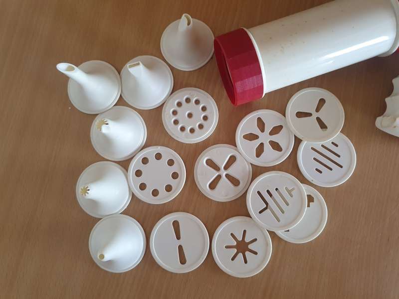 Cookie Press & Icing Set