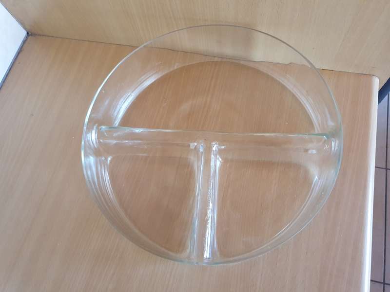 3 Divison Glass Bowl/Server