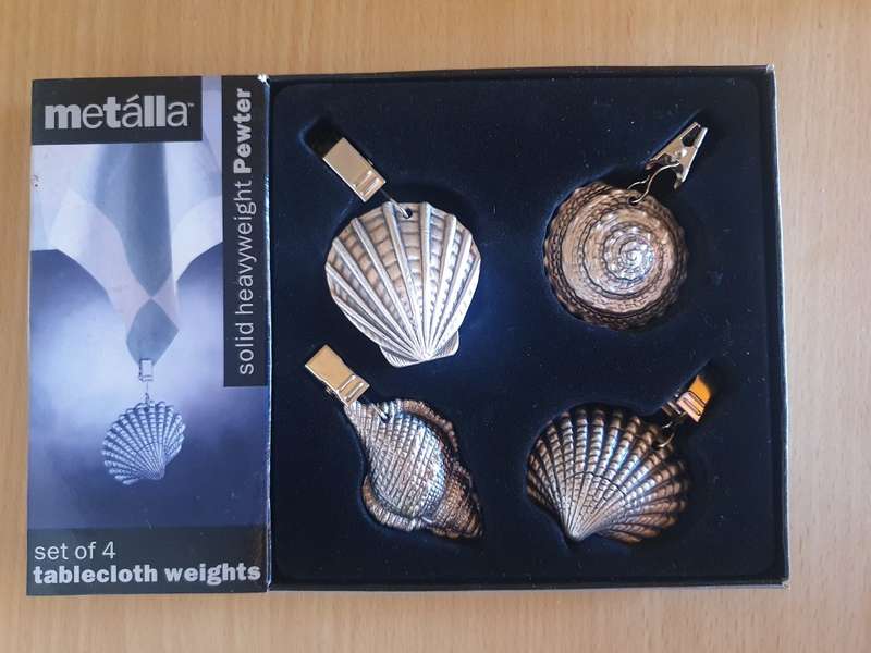 Set of 4 Metal Seashell Shape Tablecloth Weights