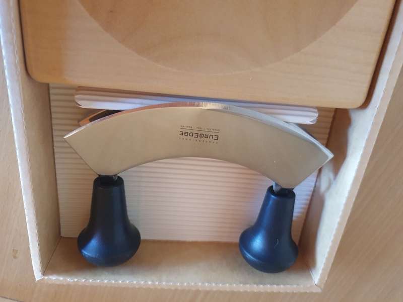Chopping Board with Mezzaluna Herb Chopper