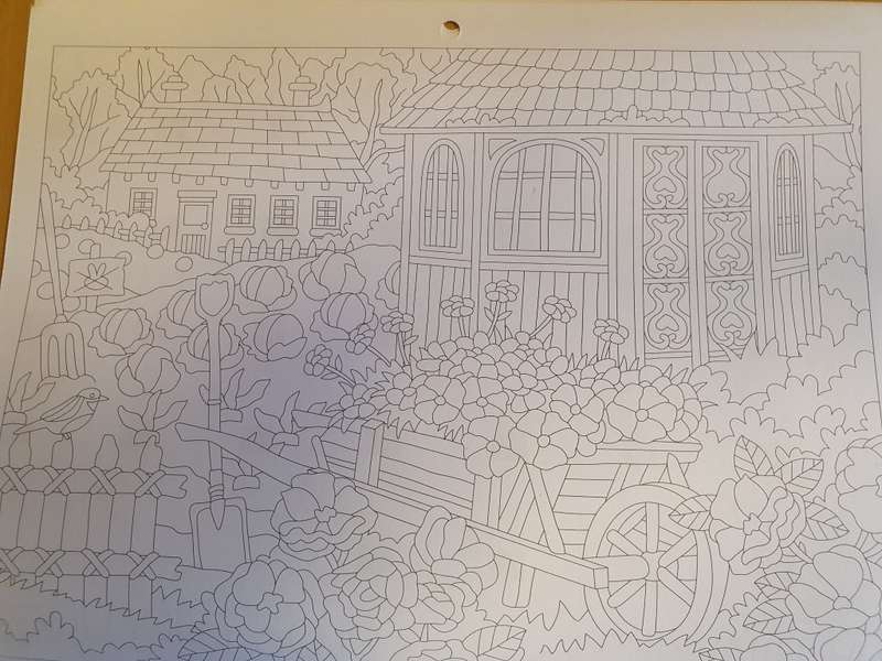 Relax with Art Calendar 2018 Colouring Book