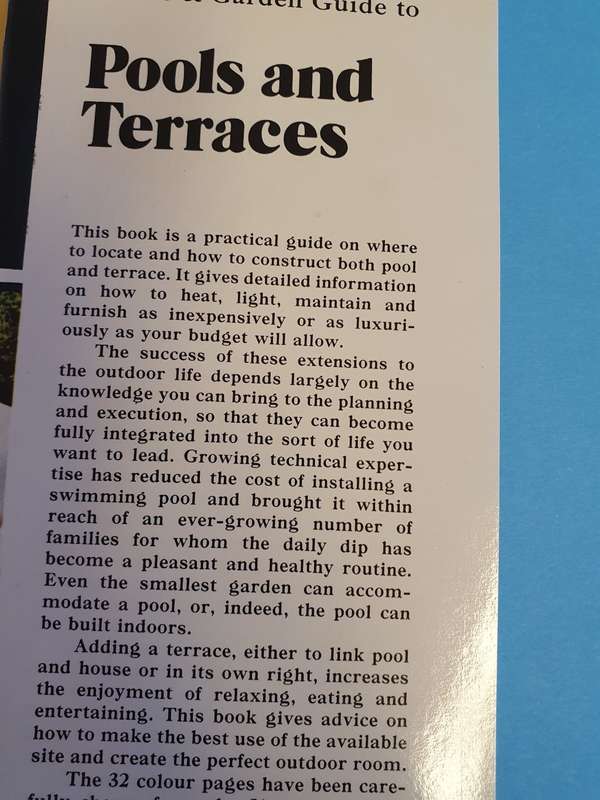 House & Garden - Pools and Terraces - Guide to Landscaping and Furnishings (Hardcover)