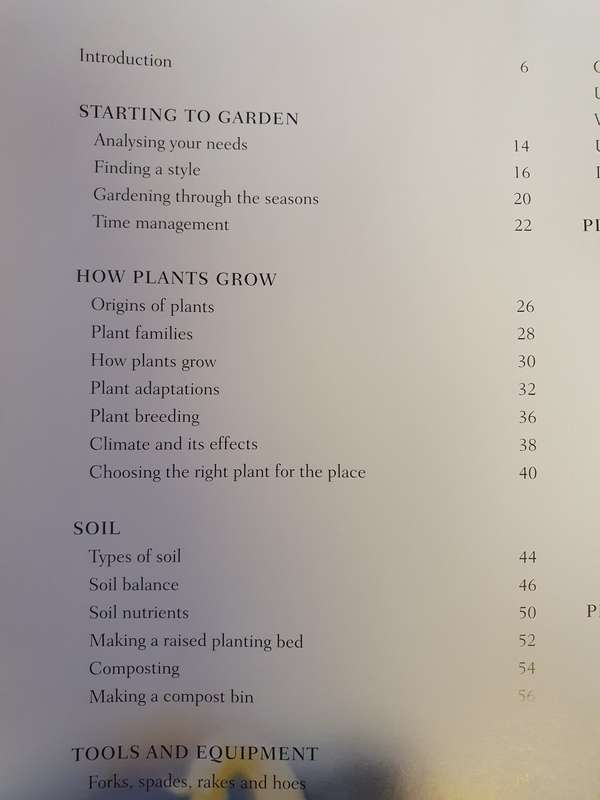 The essential guide to Gardening Techniques : Susan Berry (Hardcover)
