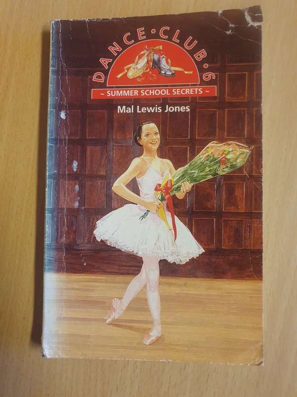 Summer School Secrets - Mal Lewis Jones (Paperback)