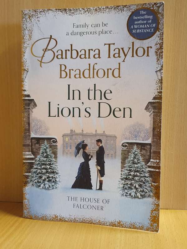 In The Lion`s Den : Barbara Taylor Bradford (Paperback)
