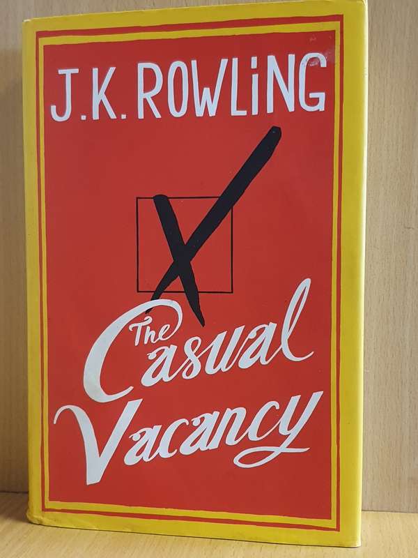 The Casual Vacancy : J.K. Rowling (Hardcover)