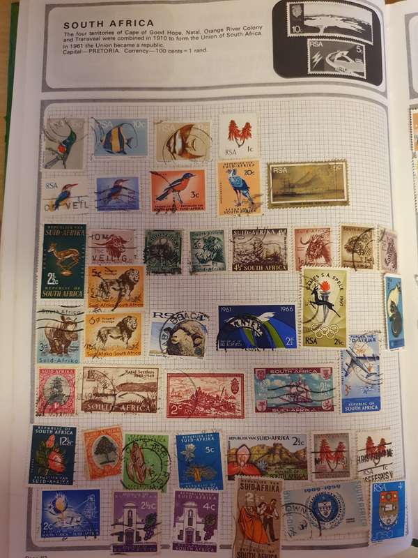 Safari Stamp Album (A Stanley Gibbons Publication)