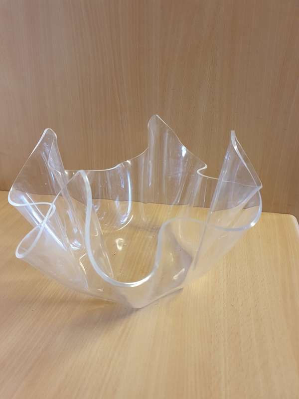 Set of 3 Clear Acrylic Handkerchief Shape Bowls