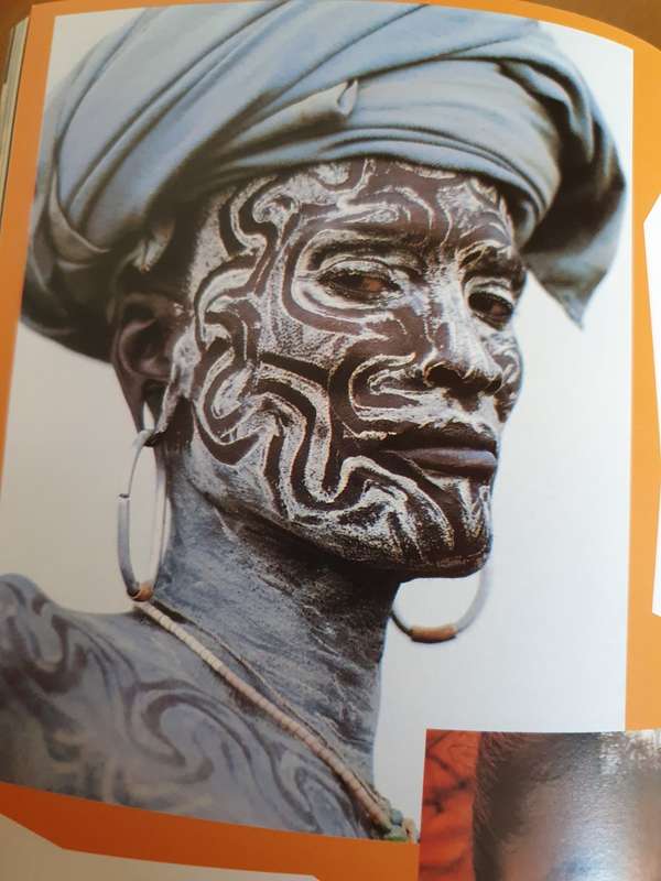 Return of The Tribal - A Celebration of Body Adornment: Rufus C. Camphausen (Paperback)