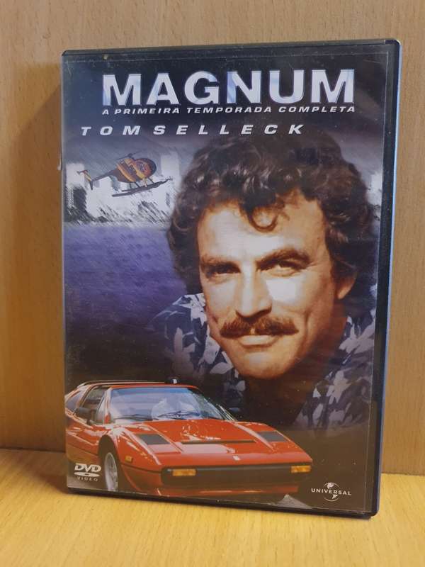 Magnum - A Primeira Temporada Completa - Dvd (Tom Selleck) 4 discs
