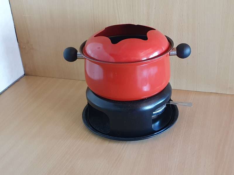 Red Fondue Pot