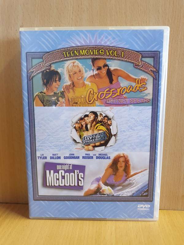Crossroads/Jay and Silent Bob Strikes Back/One Night at McCool`s - Dvd  (3 discs)