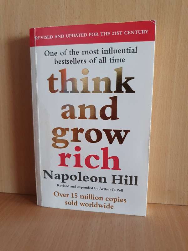 Think and Grow Rich: Napoleon Hill (Paperback)