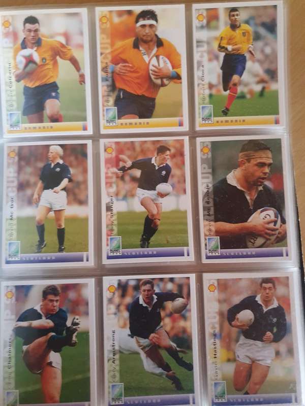 Rugby Collector`s Album (Rugby World Cup 1995)  includes 203 Shell Rugby Trading cards
