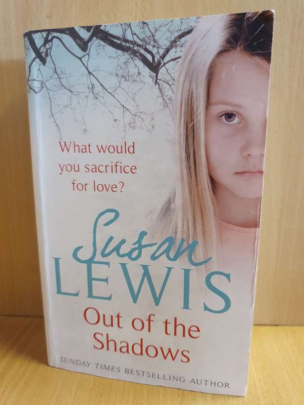 Out of the Shadows : Susan Lewis (Paperback)