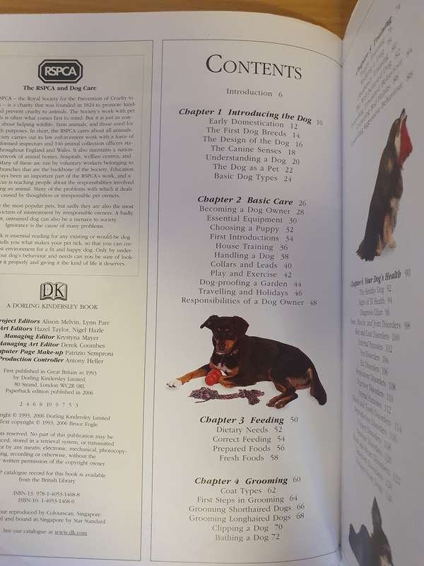 DK Complete Dog Care Manual : Dr Bruce Fogle (Guide to all aspects of caring for your dog)