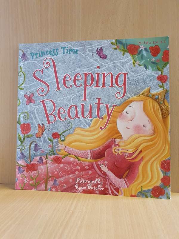 Sleeping Beauty - Illustrated by Rosie Butcher (Paperback)