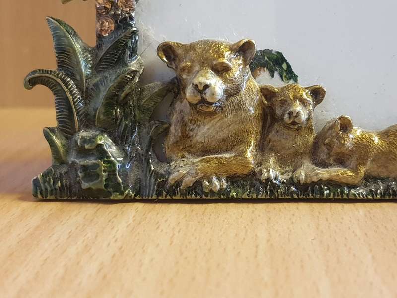 Metal Photo Frame (13cm x 15cm)