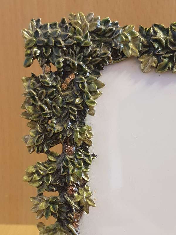 Metal Photo Frame (13cm x 15cm)
