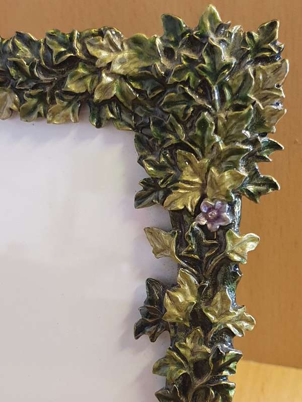 Metal Photo Frame (13cm x 15cm)