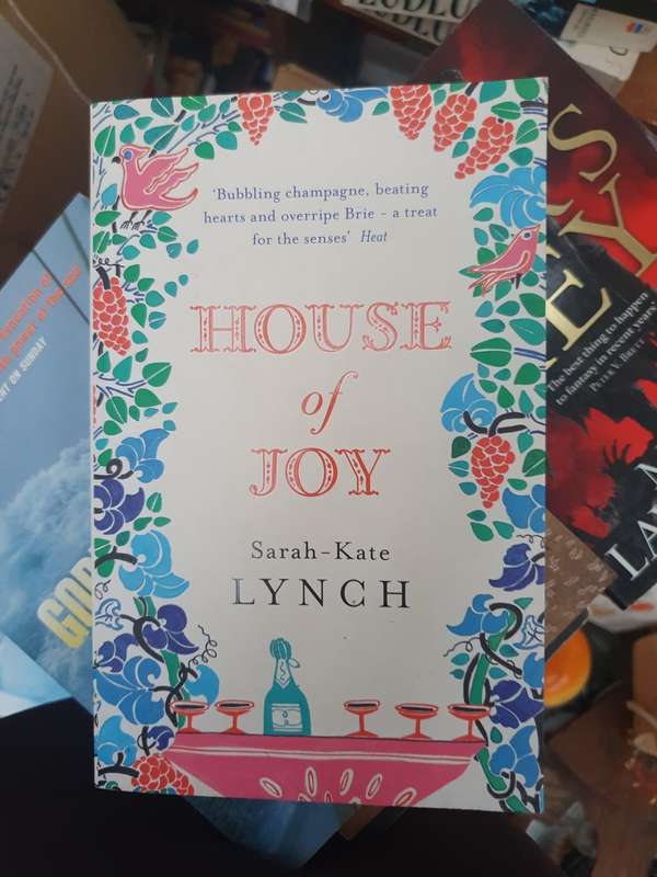 House of Joy: Sarah-Kate Lynch (Paperback)