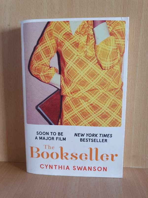 The Bookseller: Cynthia Swanson (Paperback)