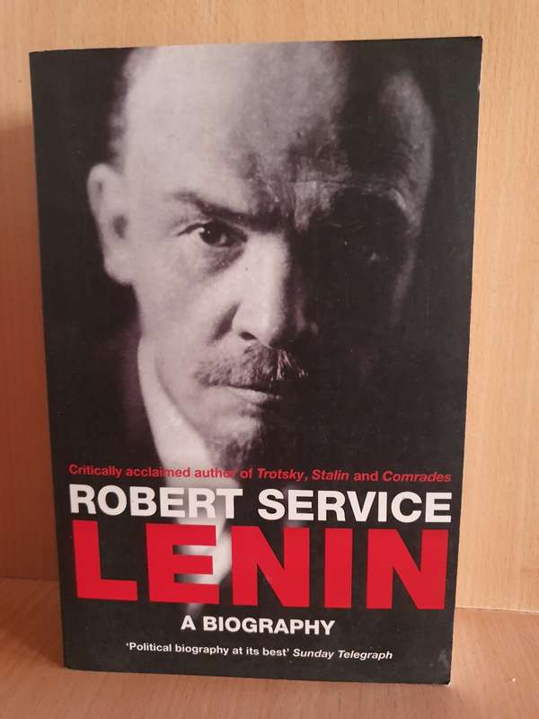 Lenin: Robert Service (Paperback)