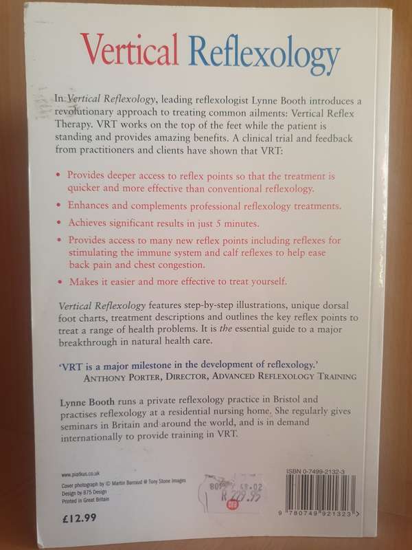 Vertical Reflexology - Five Minute Technique to Transform Your Health: Lynne Booth (Paperback)