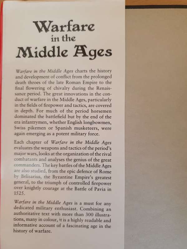 Warfare in The Middle Ages:  Richard Humble (Hardcover)